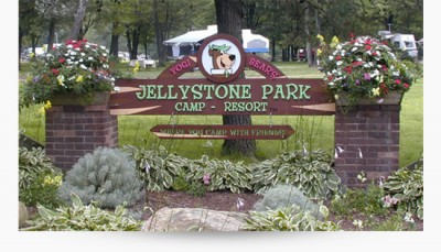 Jellystone Park entrance sign