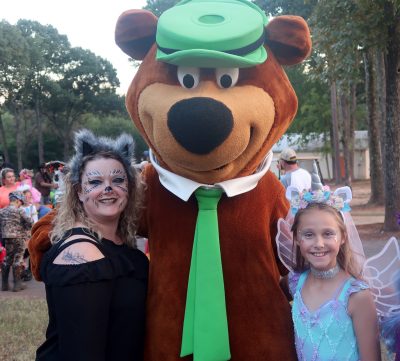 Glamping Gets Ghoulish At Yogi Bear’s Jellystone Park™ Camp-Resorts - Yogi Bear's Jellystone Park Franchise 9